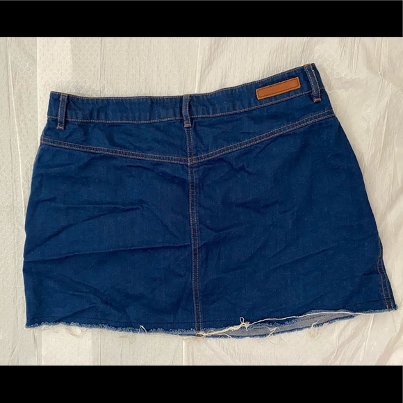 Zara Dresses & Skirts - NWOT Zara jean skirt NEVER WORN